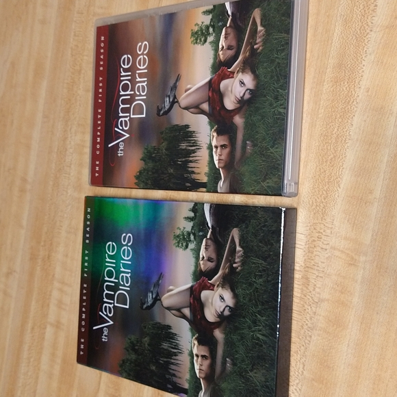 Vampire diaries complete first season - Picture 2 of 6